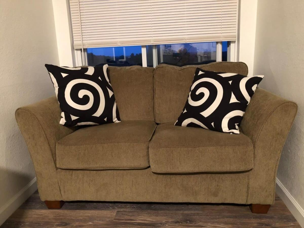 Apartamento Unwind In A Bright Comfortable For 3